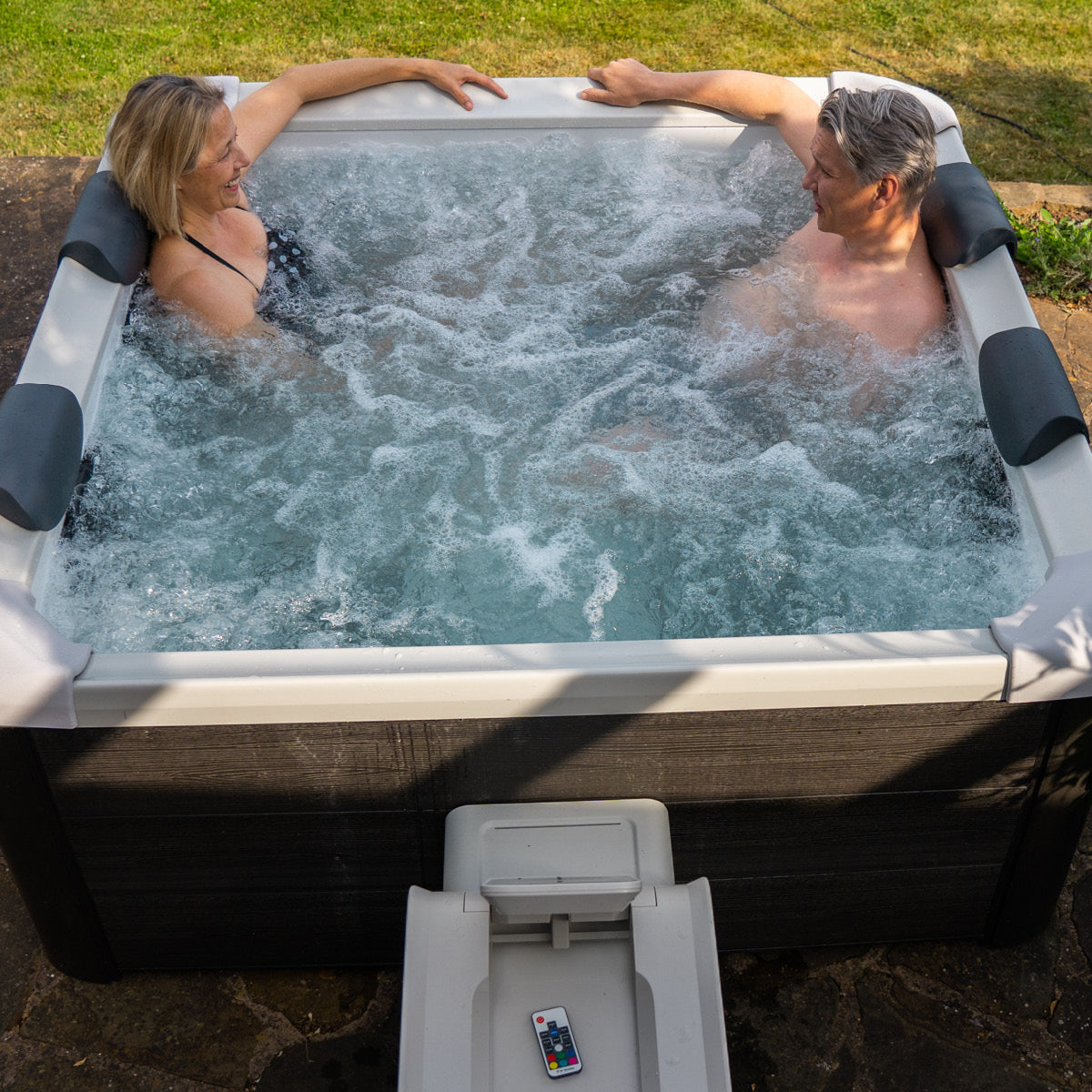 BRAST Mspa Whirlpool OSLO PLUS XL Maxi Set 6 Personen